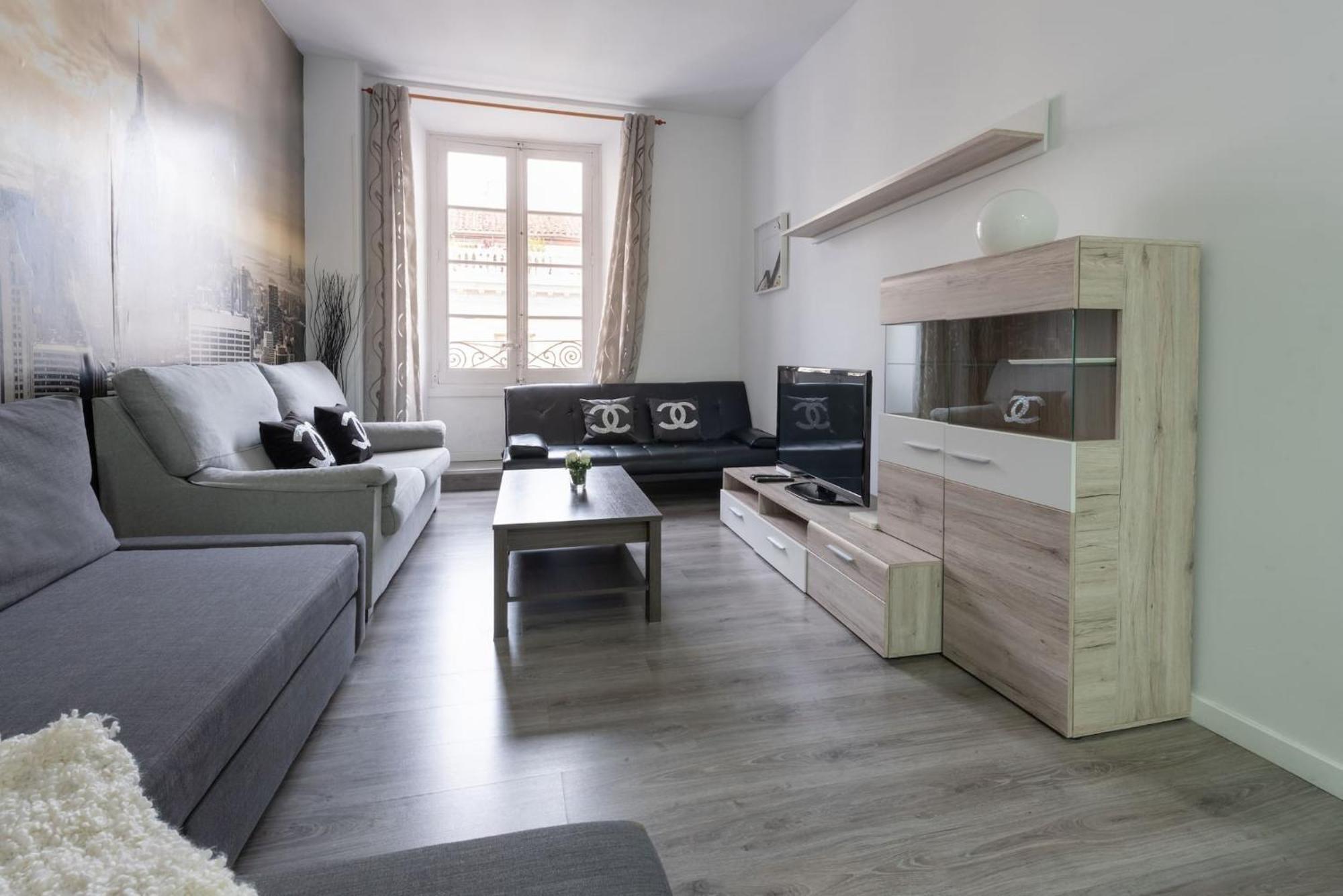Apartamentos Day Madrid Sol Centro Gran Via Εξωτερικό φωτογραφία